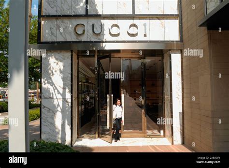 gucci store long island|gucci in manhasset.